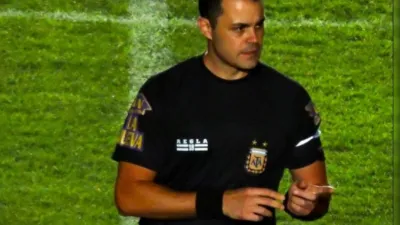 Emanuel Ejarque, el árbitro designado para la visita de Patronato a Mar del Plata