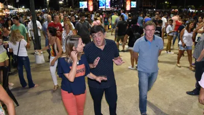 Stratta en la Fiesta Nacional de la Playa de Concepción del Uruguay
