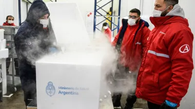 A Entre Ríos llegan 24.400 dosis de las vacunas aportadas por el mecanismo Covax, de acuerdo a la relación de población de cada distrito.
