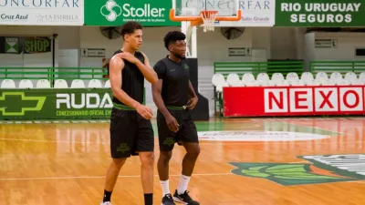 Básquet: el venezolano José Ascanio no seguirá en Estudiantes de Concordia