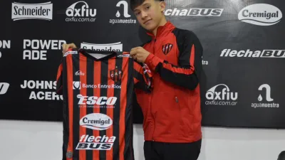 En Patronato firmó su primer contrato Alejo Miró y renovó Valentín Pereyra
