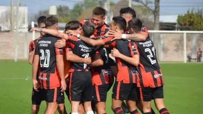 Tras ocho partidos, la Reserva de Patronato se reencontró con el triunfo