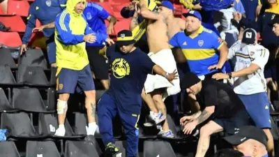 Graves incidentes empañaron el partido de Boca-Gimnasia por Copa Argentina