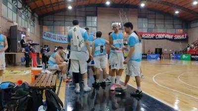 Echagüe sigue sin levantar cabeza: sufrió su quinta derrota en la Liga Argentina