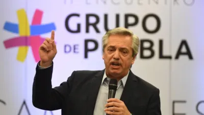 Alberto Fernández Grupo de Puebla