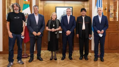 Alberto Fernández junto a Evo Morales y Rafael Correa