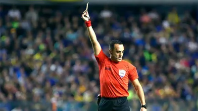 Espinoza finalmente no dirigirá Unión-Gimnasia y lo reemplazará Tello