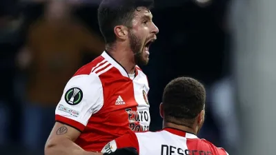 Fútbol: el concordiense Marcos Senesi anotó un gol en el empate de Feyenoord
