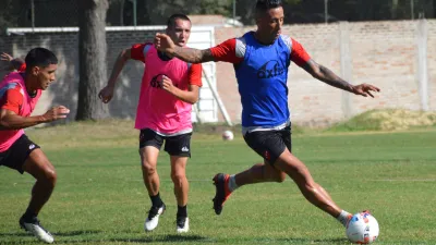 Fútbol: Patronato volvió a las prácticas con la mente puesta en Talleres de Córdoba