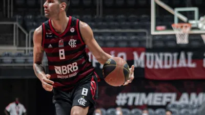 Básquet: el “Chuzito” González se consagró campeón del Súper 8 con Flamengo de Brasil
