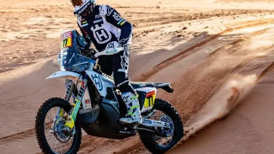 Luciano Benavides y Manuel Andújar triunfaron en la sexta etapa del Rally Dakar