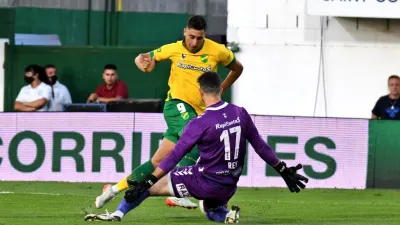 Defensa y Justicia venció a Gimnasia con un festival de goles en Florencio Varela