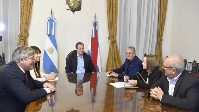 Bordet se reunió con directivos de Acler