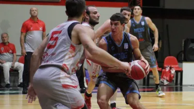 La Unión de Colón cayó con el líder Racing de Chivilcoy en un partido de bajo goleo