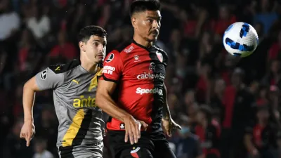 Colón de Santa Fe logró una agónica victoria en su regreso a la Copa Libertadores