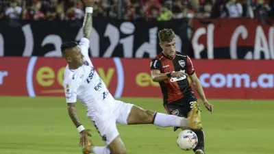 Patronato le complicó las cosas a Newell’s, pero sumó otra frustración en Rosario