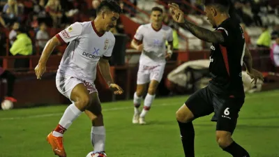 Fútbol: Huracán y Colón de Santa Fe repartieron puntos con otra polémica por el VAR