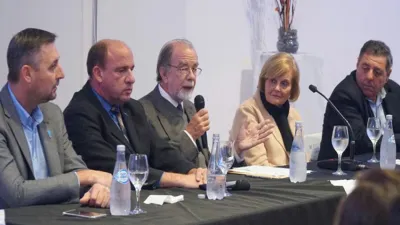 González Fraga en Paraná.
