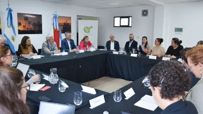 El gobernador Rogelio Frigerio se reunió con los responsables del Sistema de Naciones Unidas, especialmente para coordinar esfuerzos en áreas críticas como primera infancia, educación, salud e inversión productiva.