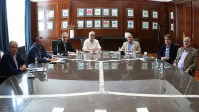 Gobierno y frigoríficos exportadores acuerdan bajar el precio de cinco cortes de carnes para Navidad y Año Nuevo.