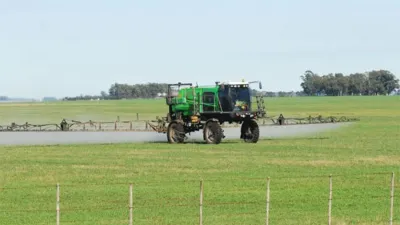 Los agrotóxicos siguen aplicándose sin controles reales.