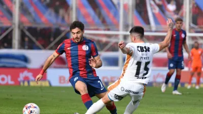 San Lorenzo tenía todo para festejar, pero Arsenal le amargó la tarde en el Bajo Flores