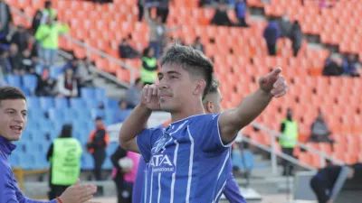 Godoy Cruz reaccionó a tiempo y festejó en Mendoza ante Defensa y Justicia