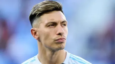 Manchester United planea hacer una oferta formal por el entrerriano Lisandro Martínez