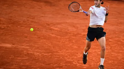 Tomás Etcheverry ganó con autoridad y es la única esperanza argentina en Roland Garros  
