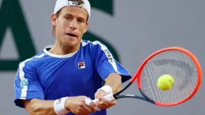 Tenis: Schwartzman no pudo con Tsitsipas y se despidió de Roland Garros