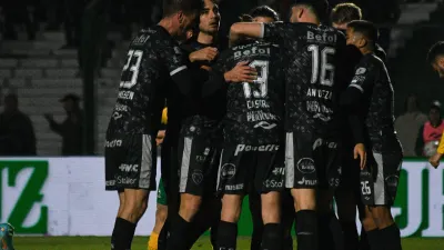 En Junín, Sarmiento superó a Defensa y Justicia y sigue engrosando su promedio