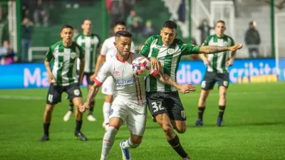 Argentinos rescató un empate, pero no le alcanzó para subirse a la cima