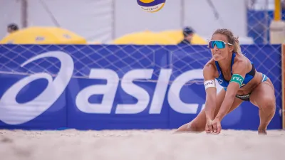 Beach Volley: los entrerrianos Ana Gallay y Julián Azaad debutaron con derrotas en Itapema