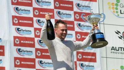 Los entrerrianos Gasssman y Markel mostraron los diseños de sus autos para el TN