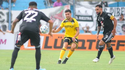 Copa Argentina: Deportivo Riestra eliminó a Comunicaciones con polémico y agónico penal