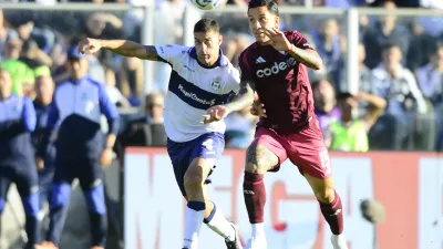 Con una goleada en La Plata, River se clasificó a los octavos de final del Apertura