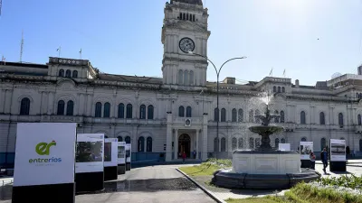 A través del Decreto N° 1115, Entre Ríos adhirió “a todas las medidas dispuestas por el Decreto de Necesidad y Urgencia Nº 334/21 del Poder Ejecutivo Nacional”. 