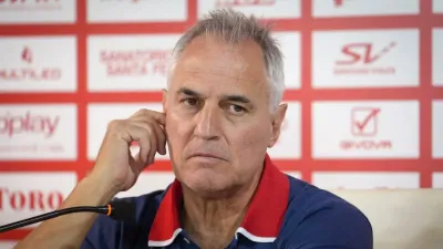 “Me siento otra vez en casa”, expresó Leonardo Madelón al ser presentado en Unión