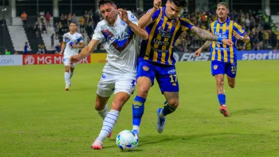 Copa Sudamericana: Godoy Cruz venció a Sportivo Luqueño y se acercó a la siguiente fase