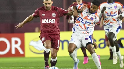 Lanús empató con Puerto Cabello y avanzó líder e invicto en la Copa Sudamericana
