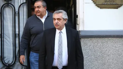 La Casa Rosada busca reflotar el proyecto, pero hay diferencias entre los gremios, y el sector empresario se muestra renuente; el Presidente irá a la CGT.