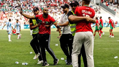 FIFA investiga los incidentes en el partido de Argentina y Marruecos en París 2024