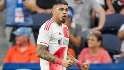 El entrerriano Gustavo Bou anotó por duplicado para el New England Revolution