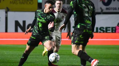 Fútbol: Sarmiento y Lanús no abrieron el marcador en el inicio de la 13ª fecha