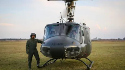 El Ejército se suma a combatir los incendios en el Delta