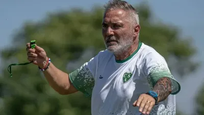 Sergio Rondina dio un paso al costado como director técnico de Sarmiento de Junín