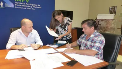 El IAPV rescindió contrato con la empresa Conforte Construcciones de Jabloñski Christian.