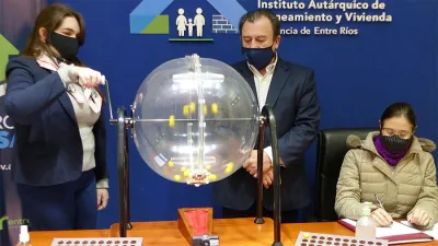 Comenzarán este lunes los nuevos sorteos de viviendas del IAPV que se construyen con fondos provinciales.