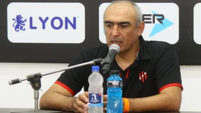 Delfino conferencia