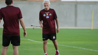 El entrerriano José Pekerman debuta al frente de la selección venezolana